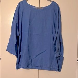 Eileen Fisher Blue 3/4 Linen Top with pocket detail and button back closure